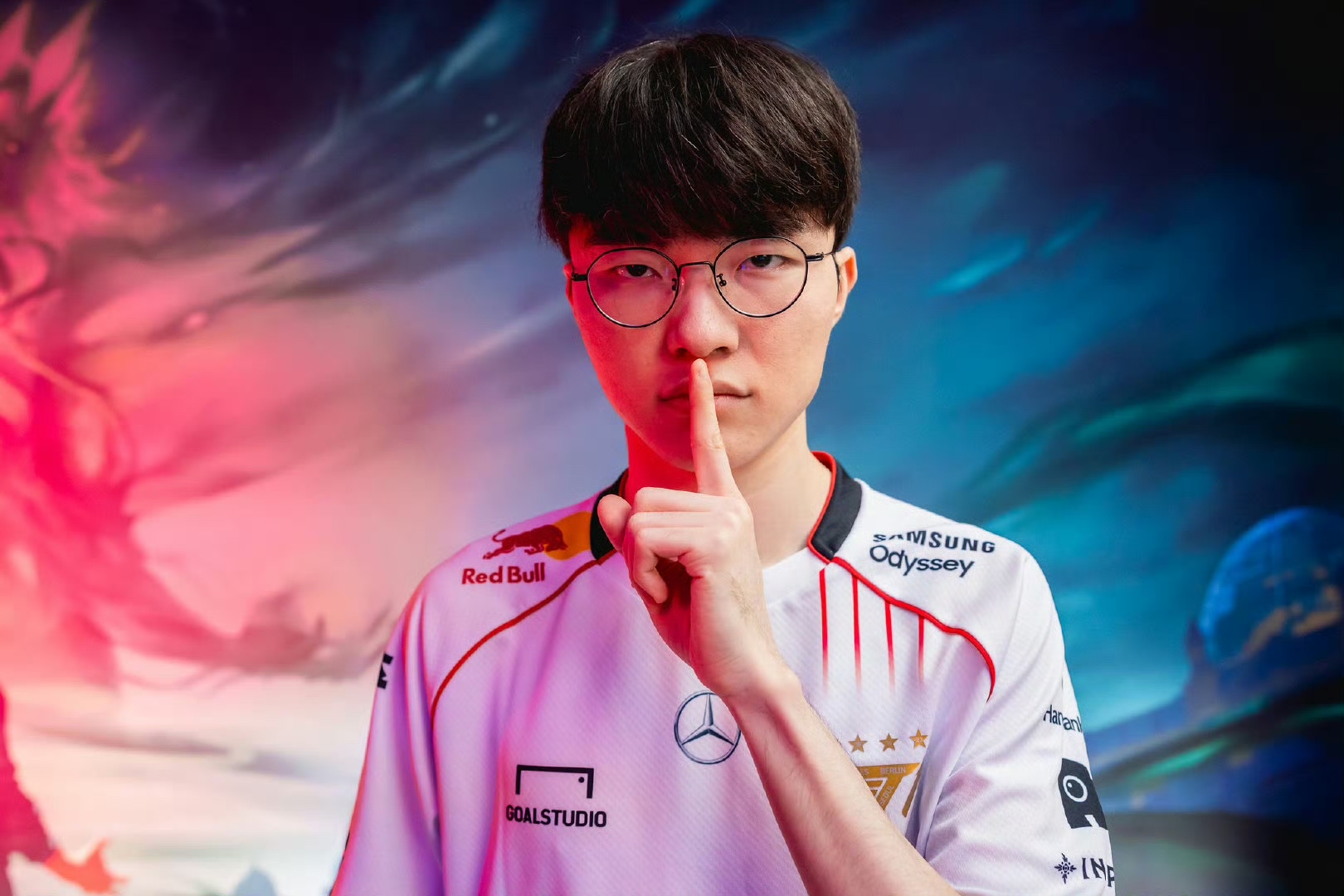 包含Faker在切尔西比赛中精彩发挥，爆冷引发热议！的词条